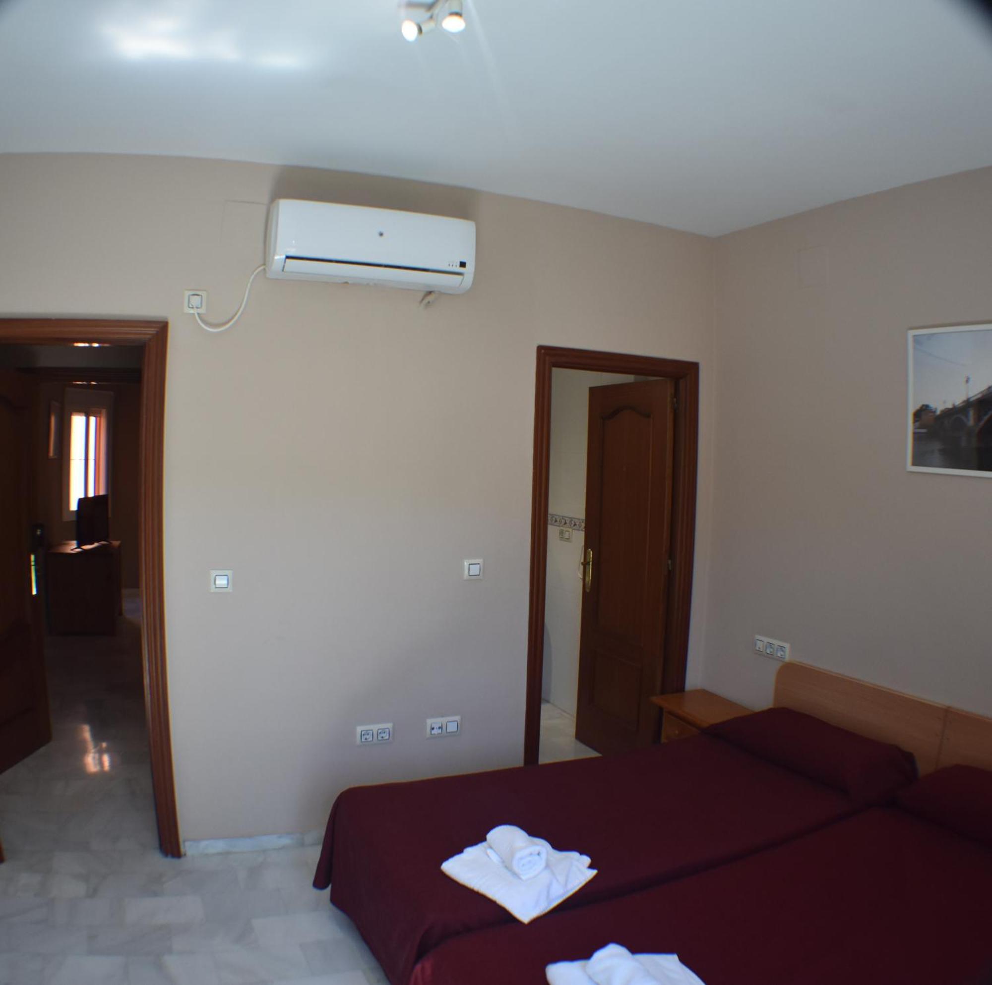 Hostal Alamare Sevilla Exterior foto